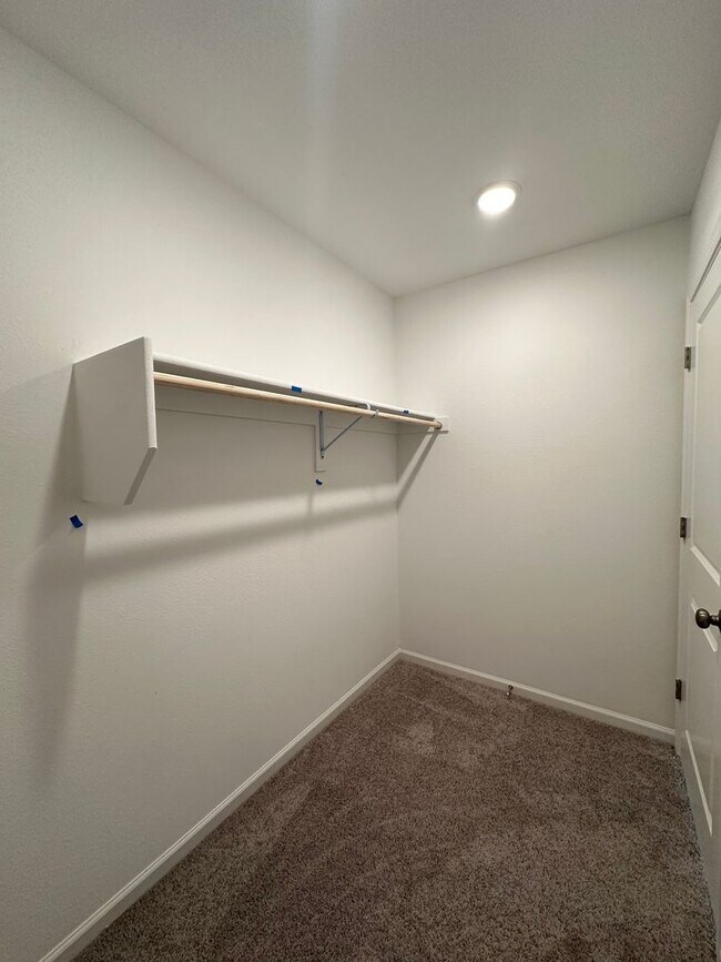 Building Photo - Beautiful 2024 Build 3 Bedroom Home- Move In Special! $800 off 1st Month's Rent. $300 off 2nd and...
