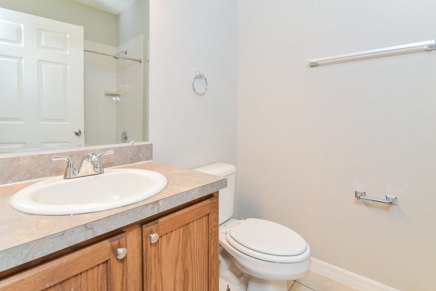 Building Photo - 531 Bluff Pass Dr