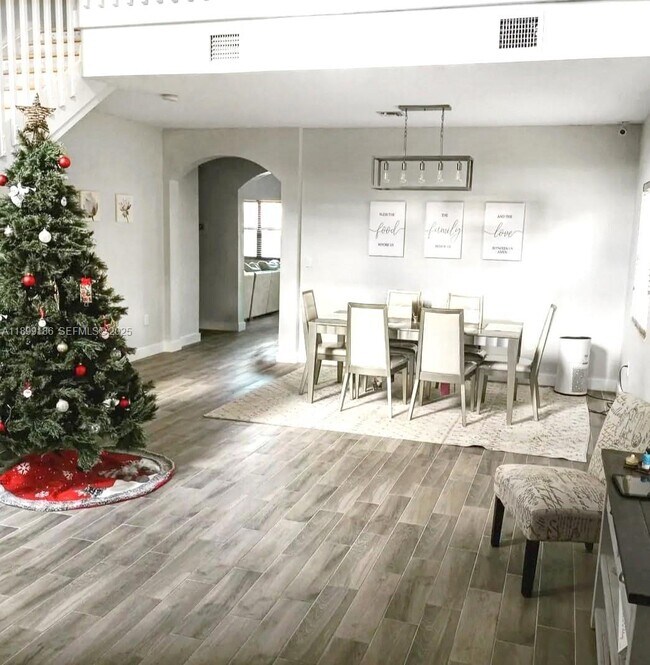 Building Photo - 11239 SW 243 Terrace