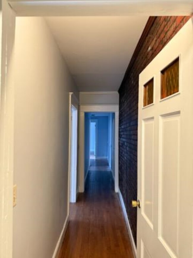 Hallway - 808 S 6th St