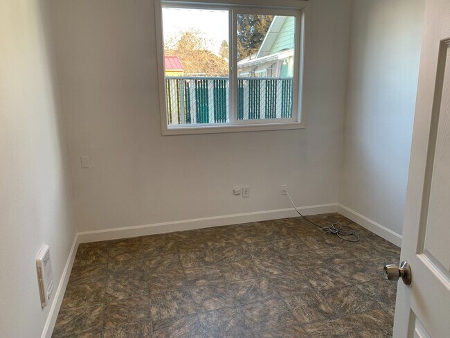 Building Photo - 4103 N Adams St