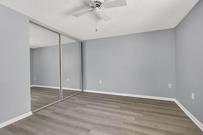 Building Photo - 2581 Village Blvd