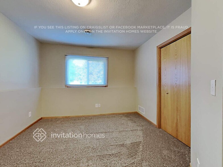 Building Photo - 13155-192 1/2 192 1/2 Ln NW