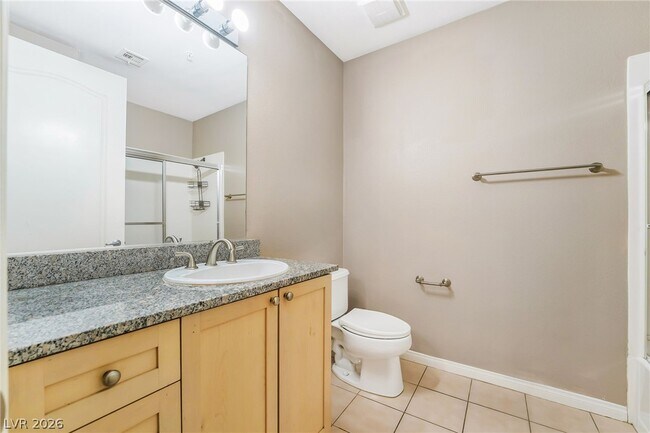 Building Photo - 38 E Serene Ave