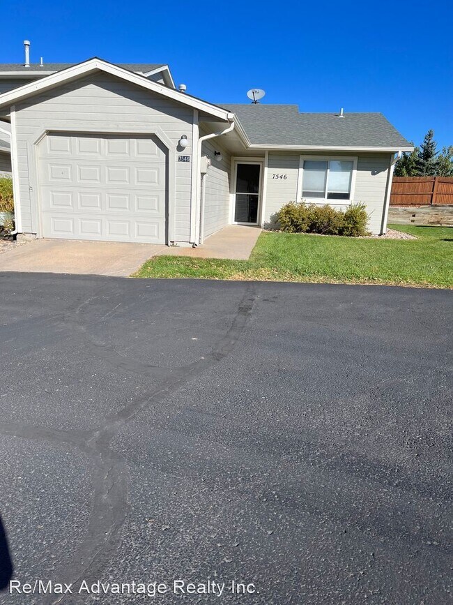2 br, 2 bath House 7546 Camino Court 7546 Camino Ct Colorado