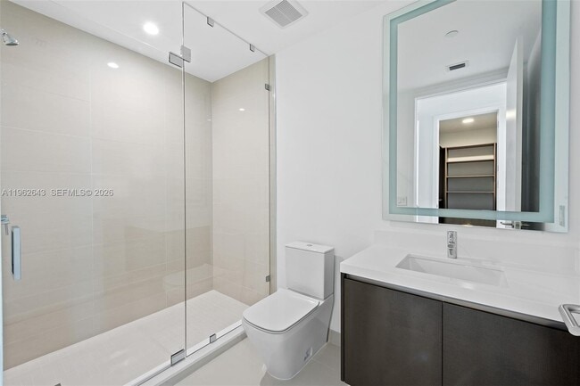 Building Photo - 851 NE 1st Ave