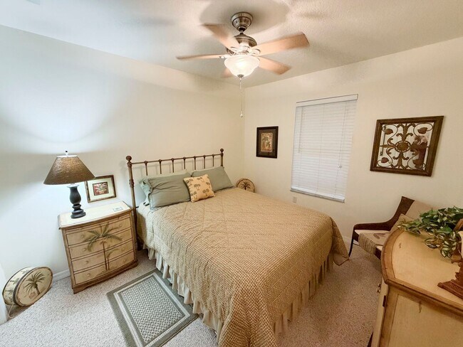 Building Photo - Fully Furnished 3/2 Condo In Canopy Walk with great amenities!