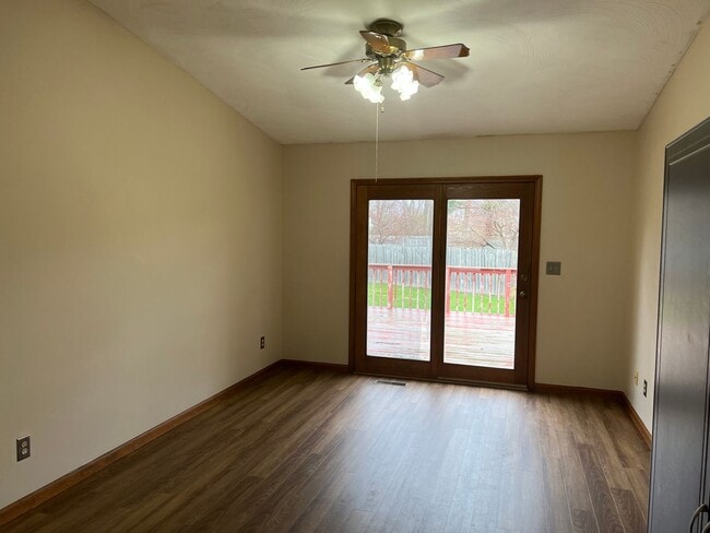 Building Photo - 4201 Pickfair Rd