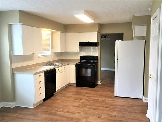 Building Photo - 328 Prairie Run Dr