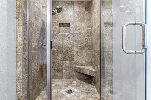 Building Photo - 912 Warfield Way