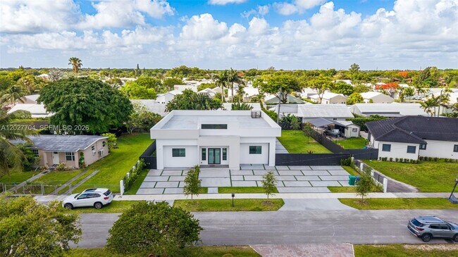 Building Photo - 11450 SW 59th Terrace