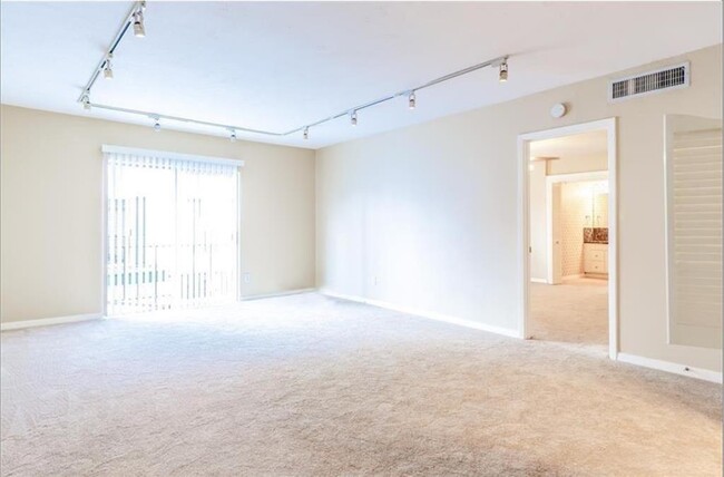 Building Photo - 3400 Timmons Ln