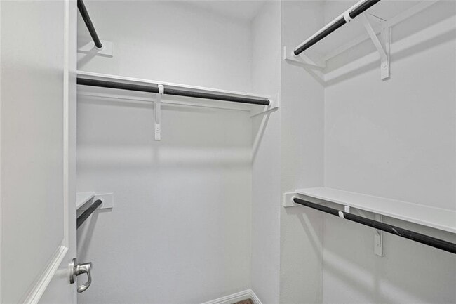 Building Photo - 9713 Grapevine Leaf Dr