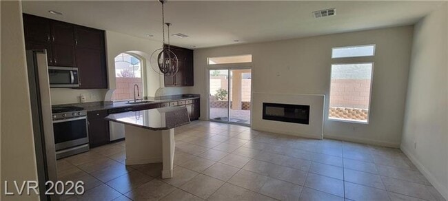 Building Photo - 2 Master Bedrooms plus HUGE loft
