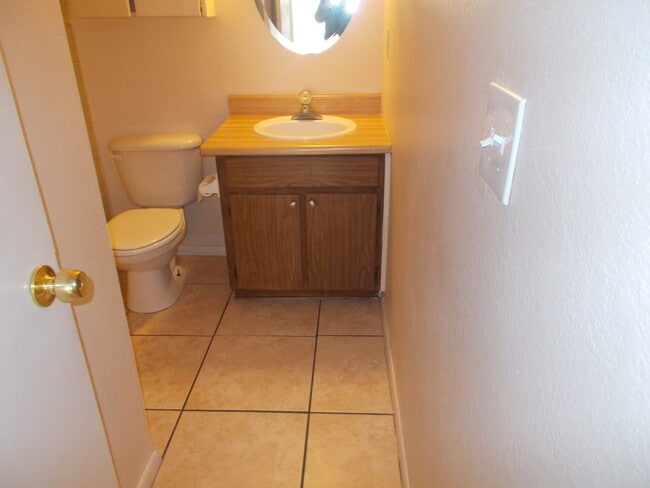 Building Photo - 861 Catalina Dr