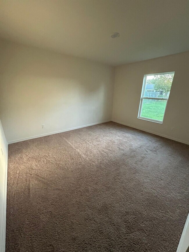 Building Photo - 5335 Entertainment Way