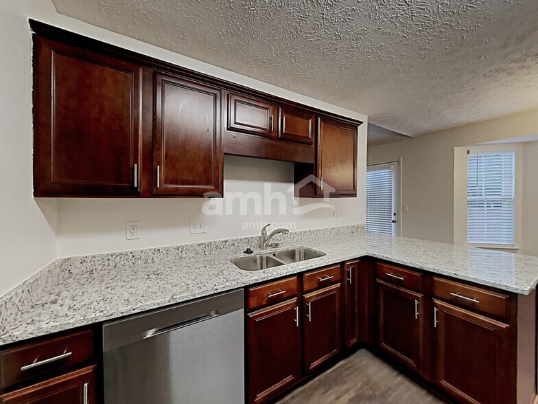 Building Photo - 1911 Odessa Ave