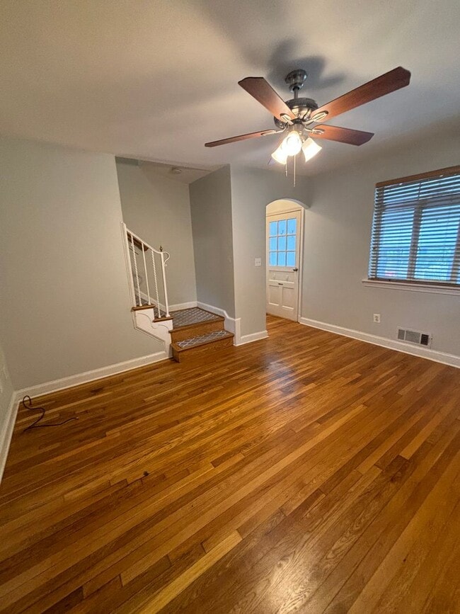 Building Photo - 162 Wesmond Dr