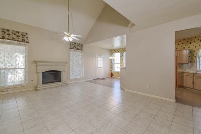 Building Photo - 15119 Leila Bend Dr