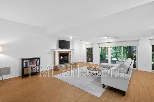 Building Photo - 7830 Whiterim Terrace