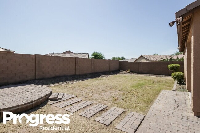 Building Photo - 7809 S 68th Dr