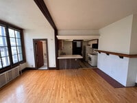 Building Photo - 612 Howard Pl