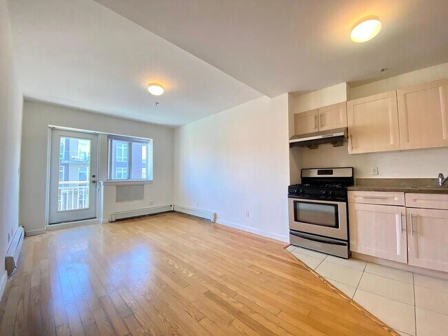 Building Photo - 4125 Kissena Blvd