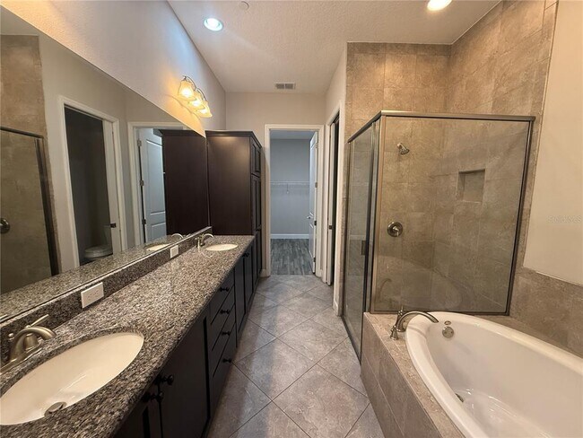 Building Photo - 13877 Maskawa Ave