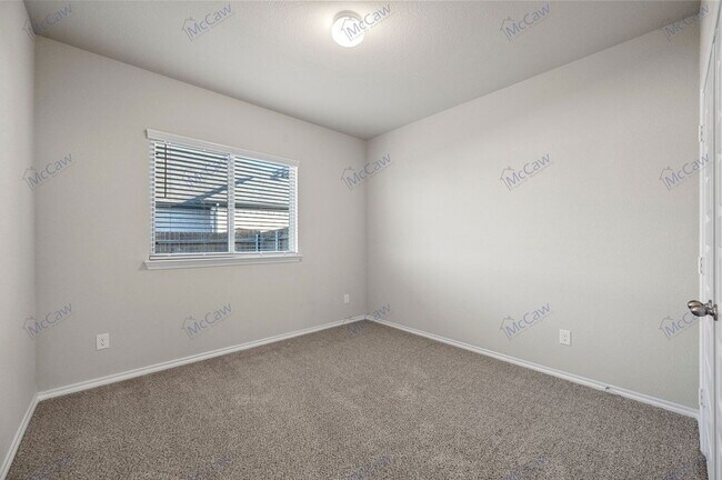 Building Photo - 2327 Sheppards Ln