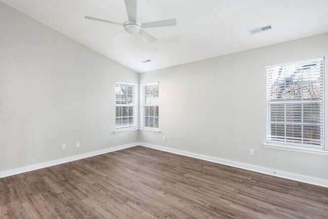 Building Photo - 1291 Chatfield St
