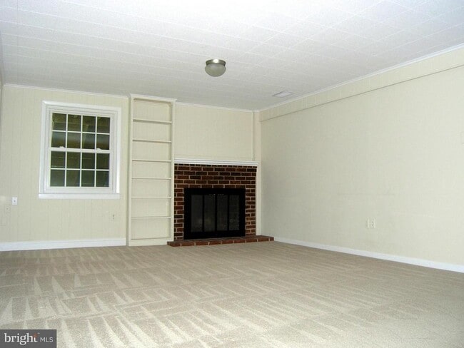 Building Photo - 2839 Cedarest Rd