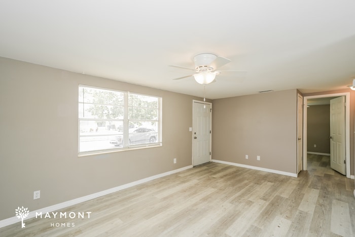 Building Photo - 3303 Jackson Dr