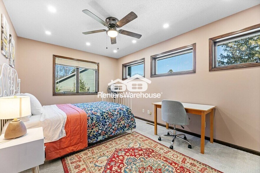 Building Photo - 436 Bruns Ct