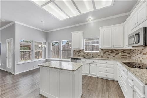 Building Photo - 7744 Bridlewood Ct