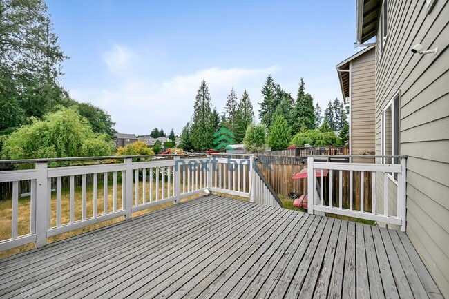 Building Photo - 3 BED & 2.5 BATH  FOR RENT