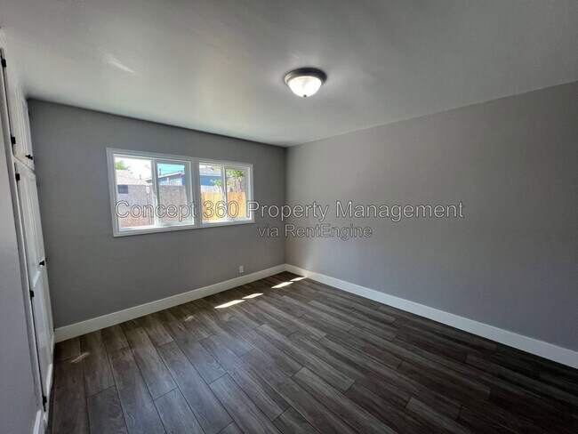 Building Photo - 13717 Yukon Ave