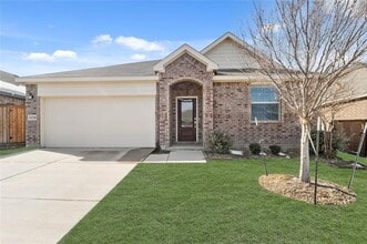 Building Photo - 3505 Riverside Dr