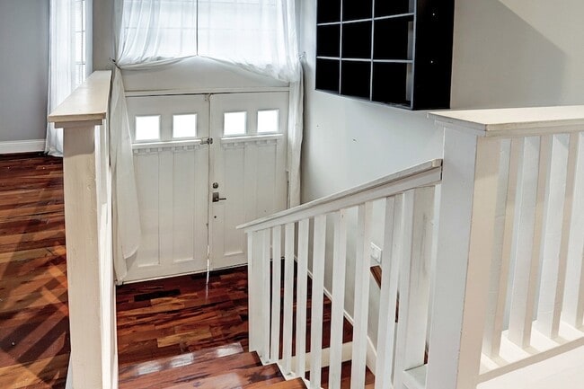 Building Photo - 4320 Hazard St