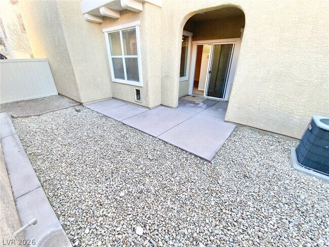 Building Photo - 8569 Rhamus Ct