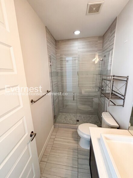 Building Photo - 2649 17th St