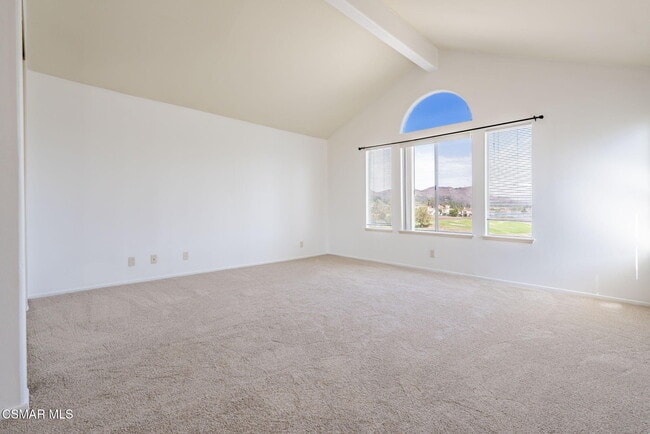 Building Photo - 376 Fresh Meadows Rd