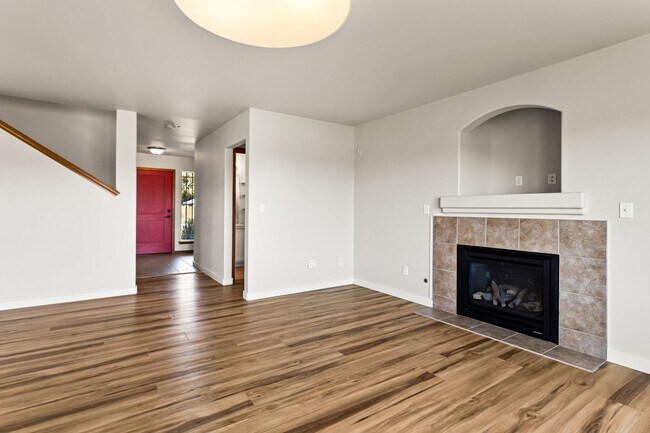Building Photo - Non-Refundable & Security Deposit Total: $2600.00