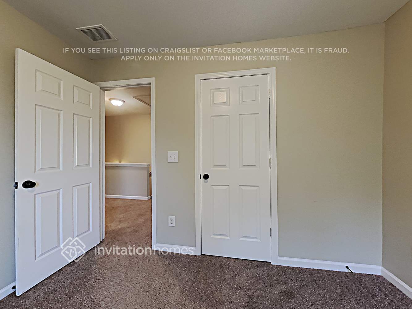 Building Photo - 2730 Englewood Dr