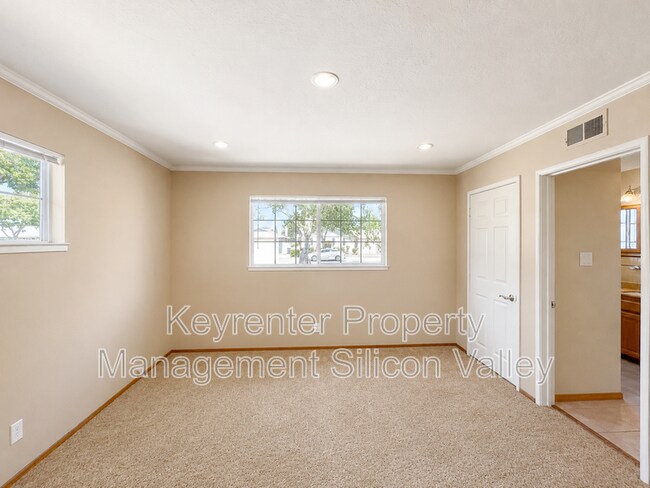 Building Photo - 1114 Lynn Way