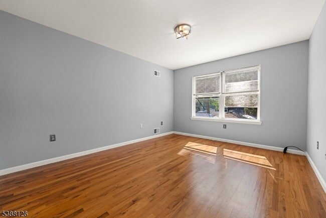 Building Photo - 75 Lenox Ave