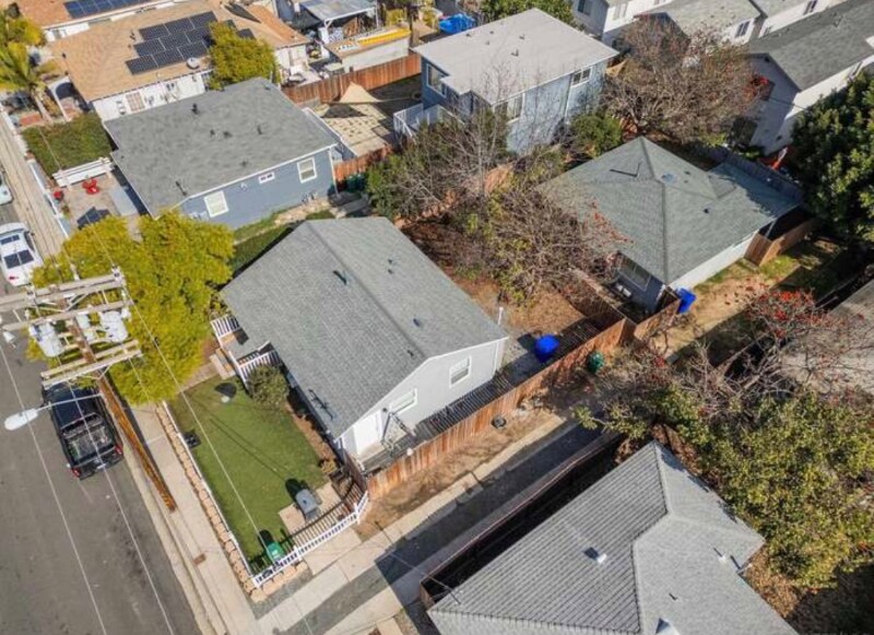 Building Photo - 503 41st St