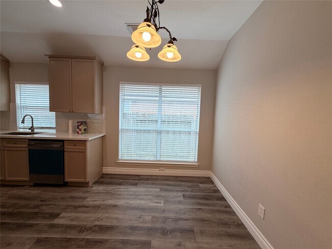 Building Photo - 5011 Wood Duck Ct