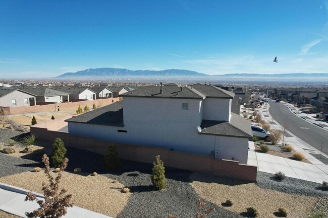 Building Photo - 10753 Aspiration Ln SW