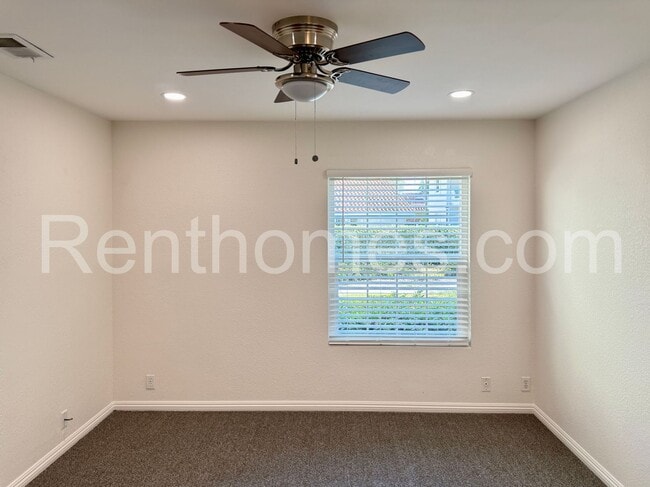 Building Photo - 10750 Aderman Ave