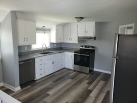 Building Photo - 513 Home Ave